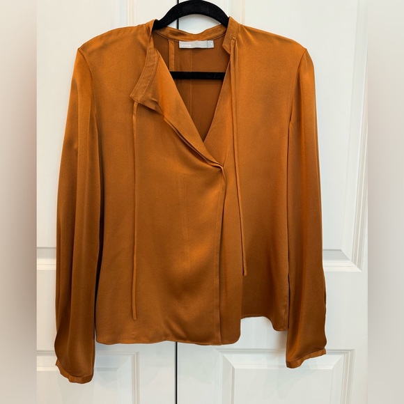 Vince Silk blouse, Toffee color with tie at neck. - Picture 3 of 4